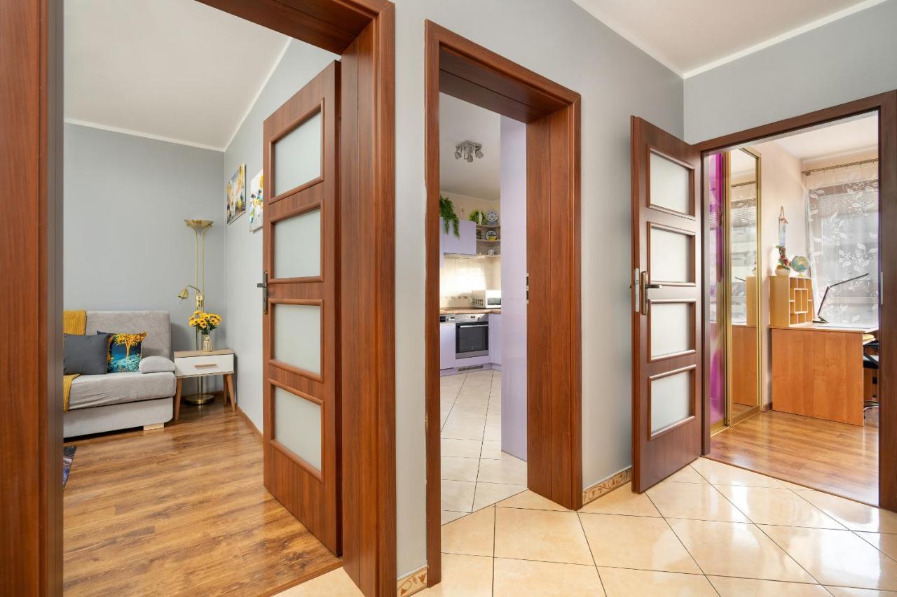 פוזנן Comfortable Wojskowa Apartment By Noclegi Renters מראה חיצוני תמונה
